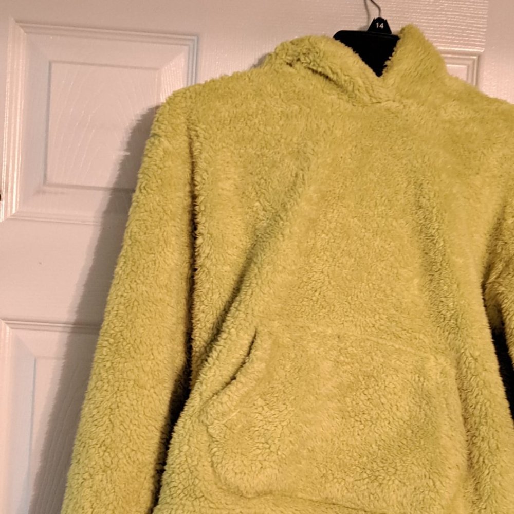 Girls Pullover sherpa Forever 21 size 11/12